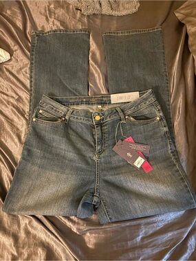 Jennifer Lopez Women's Bootcut Jeans - Medium Blue